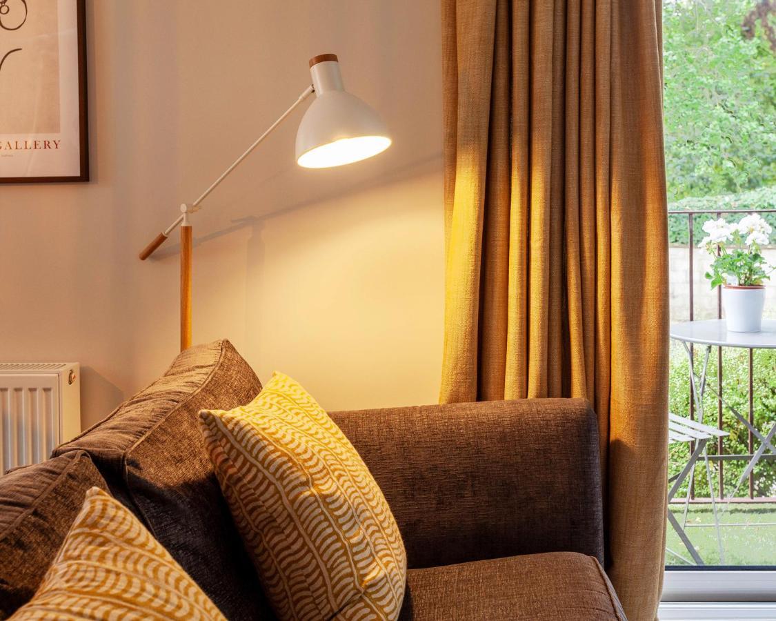 Luxury 2 Bedroom City Apartment In Bath'S Artisan Quarter Exteriör bild