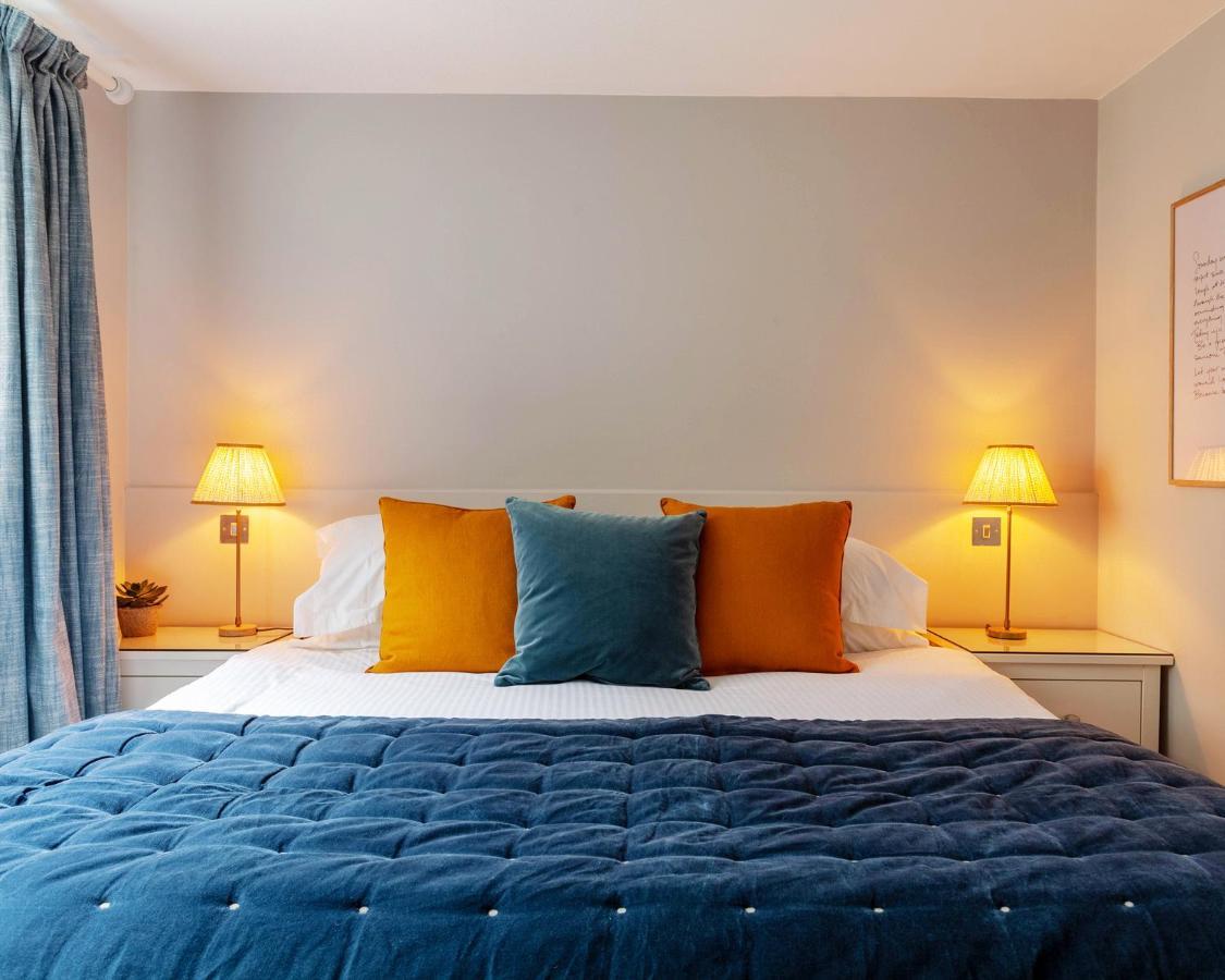 Luxury 2 Bedroom City Apartment In Bath'S Artisan Quarter Exteriör bild